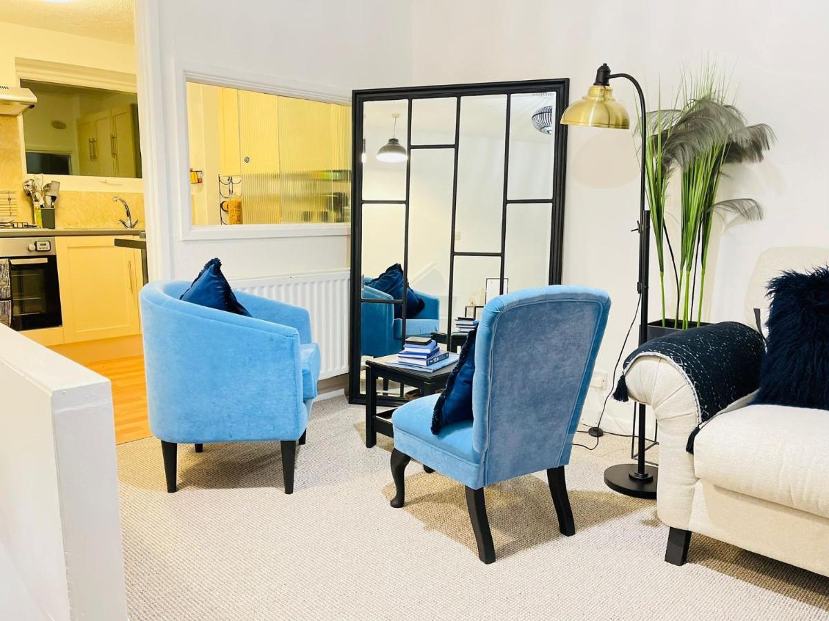 Lovely 1 Bed Home Near Hospital, With Parking & Garden Work Contractor Leisure, Sapphire Cambridge  Exterior photo